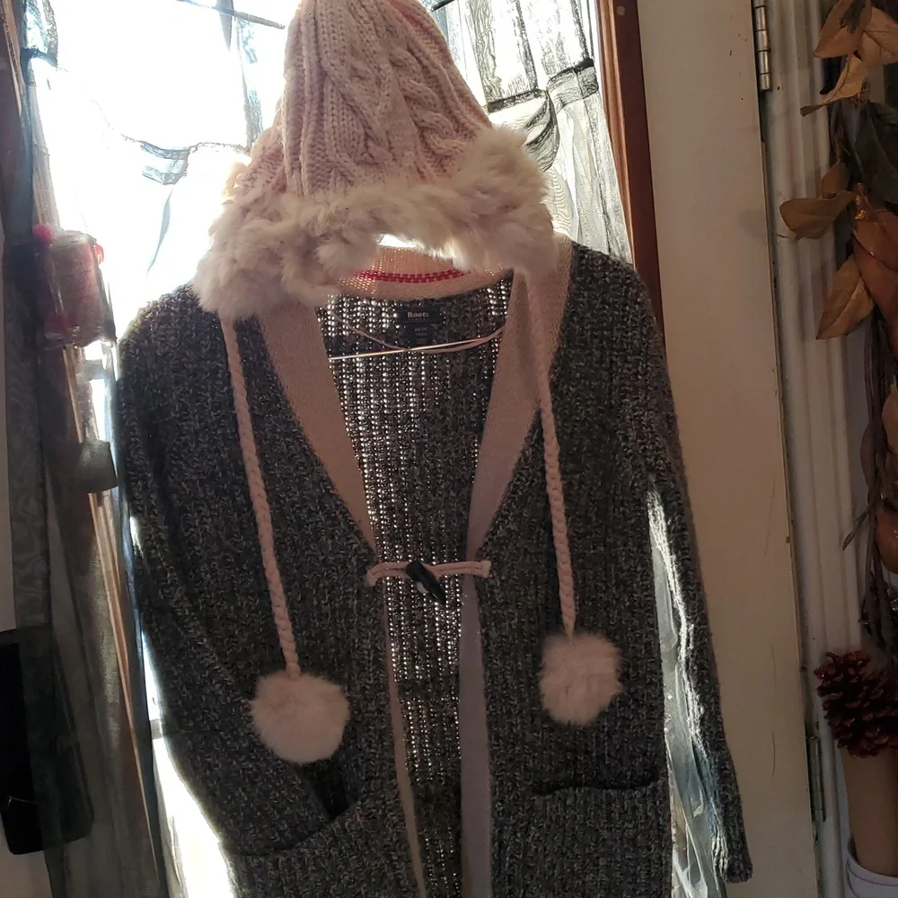 🍁🌲Rare Roots Toggle Cardigan - Picture 11 of 12